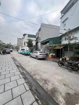 hàng hiếm còn xót lại gần trường gần chợ cao thắng - ô góc