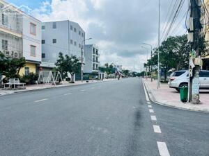 Bán đất tặng nhà xưởng tuyến 2 CHUNG CƯ Hoàng Mai, Đồng Thái 100m giá 4,x tỷ Lh 0979087664