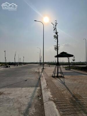 Sốc Nặng Sốc Nặng đất Nền Thổ Cư Xây Dựng Tự Do, Trả Trước 10% Công Chứng Sang Tên Luôn, Ngân Hàng Hỗ Trợ Vay Lên Tới 80%.