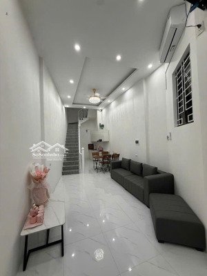 nhà hiếm phan kế bính trung tâm ba đình, mặt tiền rộng, gần hồ tây