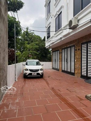 chỉ cần 1.5 tỷ nhận ngay nhà 35m2. thật sự ngõ này rộng thoáng đãng vô cùng-khách hàng nên đi xem