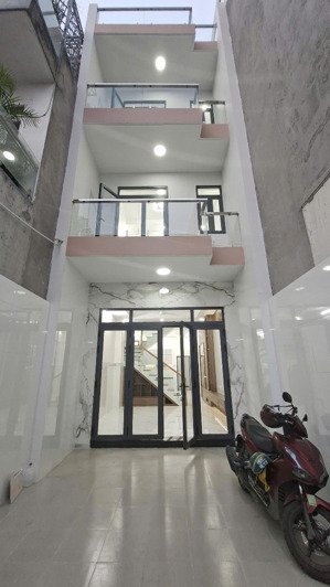 bán nhà siêu đẹp 4 tầng - hẻm xe hơi - 73,5m² (4m x 18,4m) - kế vinhomes grand park nguyễn xiển