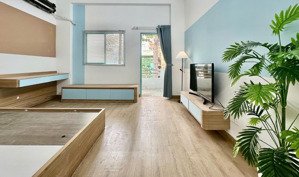 cho thuê căn hộ 1pn - mới 100% - mặt tiền nguyễn chí thanh quận 5, bàn giao full nội thất, gần ueh