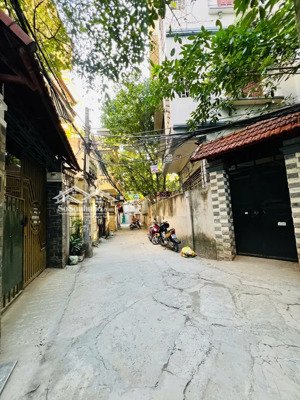 chung cư mini dòng tiền dt 61m - 7 tầng - mt 5m -18pn - gíá chào 13.5 tỷ.