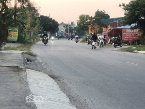 bác nào thích mặt 391 để buôn bán, kinh doanh thì bơi nhanh vào đây.