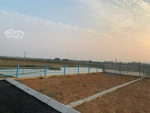 cần bán nhanh lô đất 105m2 trục chính đồng trúc, ngay đltl rẽ vào 200m, cửa ngõ khu cnc 1,2