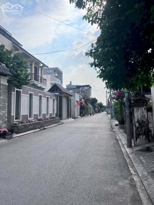 Nhà Trệt Lầu đúc có sân thượng hẻm Quốc Lộ 13 hiệp bình phước, sổ hồng riêng 2,65 tỷ