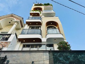 siêu phẩm nhà phố cao cấp có thang máy - hẻm 1 trục tại sát mặt tiền - 4,6 x 18 trệt lửng 4 lầu