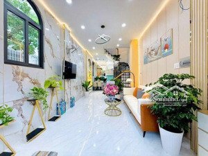 gò vấp bán nhà 1 trệt 3 lầu, dt sàn 160m2, 11 phòng, lô góc 2 mặt hẻm xe hơi, gần mercedes