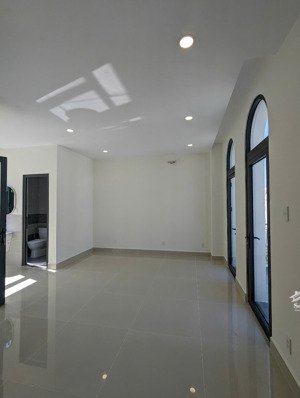 bán nhanh căn nhà phố 84m2 hoàn thiện giá siêu tốt tại vinhomes grand park