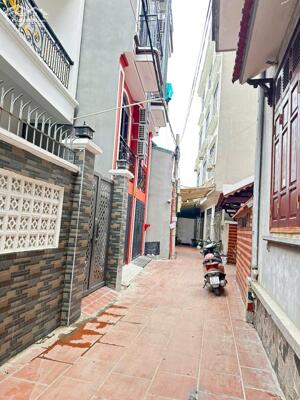 Bán Nhà Yên Vĩnh - Kim Chung, 36.5m2 x 4Tầng. Nở hậu, Ngõ Nông 20m Ra Trục Chính Ôtô Tránh