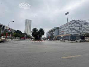 bán nhà cấp 4 phân lô vỉa hè tại măt phố lý thường kiệt - 40m mặt tiền 4m chỉ 12 tỷ