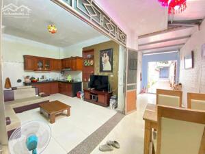 Bán nhà 3 tầng nhỏ xinh tại Hồ Đá, Sở Dầu, Hồng Bàng giá 2,1 tỷ Lh 0979087664