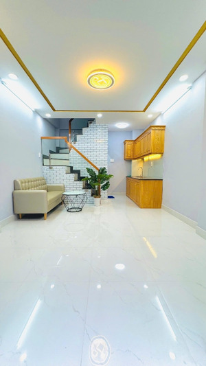 hẻm 3 m đồng nai q 10 nhà mới đẹp nội thất cao cấp dt 3.6x6 m 1 trệt, 3 lầu, 3 pn, 4 wc giá 5.79 tỷ