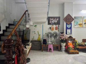 bán nhà đẹp 3 tầng 2 mặt tiền thế lữ gần khúc hạo, vương thừa vũ