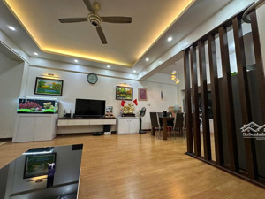 bán cc 2pn 1vs 67m2 tại minh khai, giá 6,7 tỷ siêu hot. liên hệ 