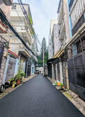 chính chủ bán nhà 2 tầng hxh trần xuân soạn, dtsd 75m2, hoàn công