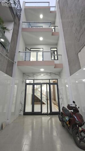  BÁN NHÀ SIÊU ĐẸP 4 TẦNG – HẺM XE HƠI – 73,5m² (4m x 18,4m) - KẾ VINHOMES GRAND PARK NGUYỄN XIỂN