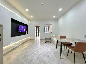 cho thuê căn hộ 1pn ban công 50m2 ngay him lam, quận 7