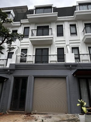 bán nhanh căn nhà phố eco city premia, đối diện hoa viên, hướng đông nam. giá 7,339 tỷ