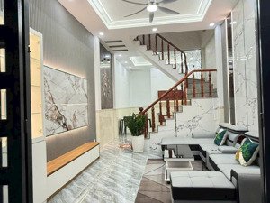 nhà đẹp đường thạnh lộc 57, quận 12 | xe hơi vào tận nhà