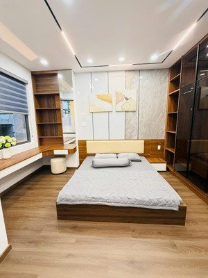 hẻm 3m cách mạng tháng 8, phường 15, quận 10. dt 6x10m, 3 lầu, giá 9.5 tỷ tl