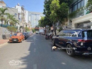 quá hiếm ! ngang to 7,5m ngay công viên lê văn tám hẻm 6m võ thị sáu, q1(7,5 x 15m - 112m2)giá 26tỷ