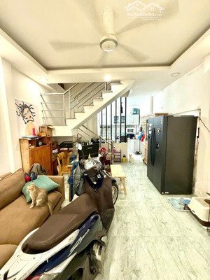 căn góc - hẻm thẳng ra trần xuân soạn, q7 - nhỉnh 4 tỷ