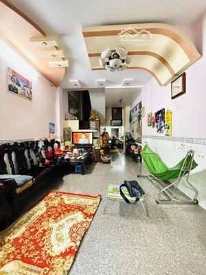 bán nhà tặng công viên- nhà 4 tầng - ngay đh công thương- 64m2- hẻm xe tải