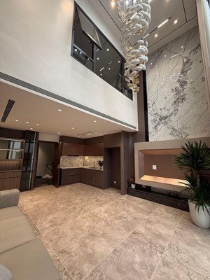 sang xịn mịn - đội cấn ba đình- 61m gara ô tô thang máy nhập khẩu kinh doanh sầm uất - khu vip