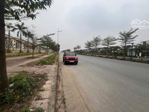 53m dịch vụ lại yên, xây nhà hoặc đầu tư quá đẹp. tài chính vừa tầm, sắm ngay em nó!