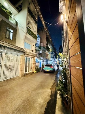 56m2, bán nhà 2 tầng, 3pn, hẻm thông 7m, 1/ thích quảng đức, p5 phú nhuận, 9 tỷ 5 nhỉnh