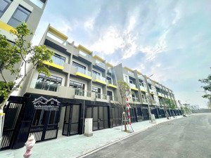 "căn này nên xem sớm" chỉ 20% sở hữu ngay vị trí vàng liền kề tuyến metro