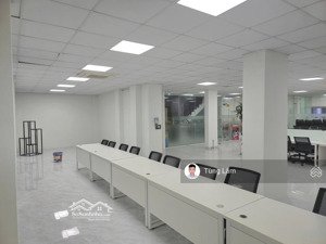 cho thuê văn phòng tố hữu, diện tích 280m2 giá thuê chỉ 41tr/tháng, sẵn nội thất