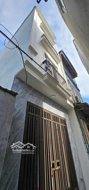 cắt lỗ 300 triệu nhà 5 tầng xây mới nội thất hiện đại ở ngay không cần sửa