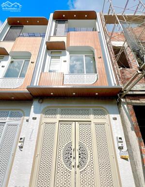 Nhà 3 tầng có sân thượng - Gần chợ An Bình và bệnh viện Nhi Đồng Cần Thơ