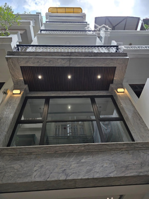 bán nhà thang máy, vỉa hè ô tô, kinh doanh văn cao, ba đình 46m 6 tầng mt 4.5 20 tỷ