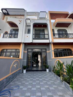 BÁN NHÀ 1 TRỆT 1 LẦU – PHƯỚC LÝ, LONG AN | 4x26m | GIÁ 2 TỶ