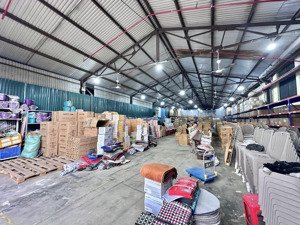 430m kho xưởng đường lĩnh nam cần cho thuê, container đỗ cửa, xuất đủ vat