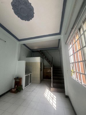 bán gấp nhà mặt phố đỗ xuân hợp, 3,85 tỷ, 30m2, 2pn, 2wc, q9, hcm