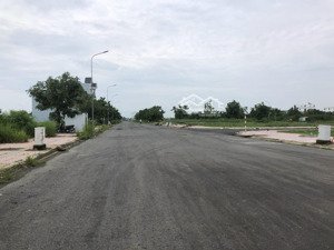 cầm bán lô đất tại the sol trục đường 22m giá 3ty050 (thương lượng) lh: 