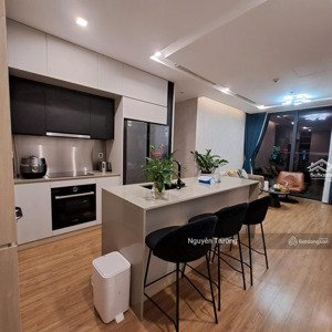 cần bán căn hộ 75m2, 2 ngủ 2 vệ sinh, full đồ đẹp, chung cư vinhomes metropolis. giá 16 tỷ