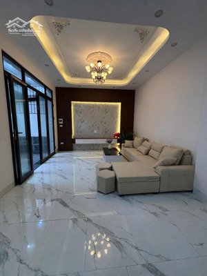 tả thanh oai 6.3 tỷ cách 10m ra ô tô mặt phố diện tích gần 50m, hiện đại, kiến trúc tinh tế