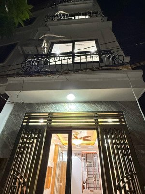 chính chủ bán gấp nhà phan đình giót la khê hà đông