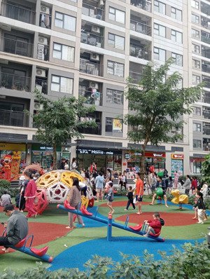 ""shop 66m2 mặt sảnh ở tòa sa2 giá bán 14,5 tỷ thu về -- đang cho thuê 70tr/ tháng