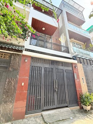 nhà mới ăn tết bính ngọ, căn nhà 3t hxh đẹp còn sót lại ngay đường số 2 trường thọ, nhà đẹp kiên cố