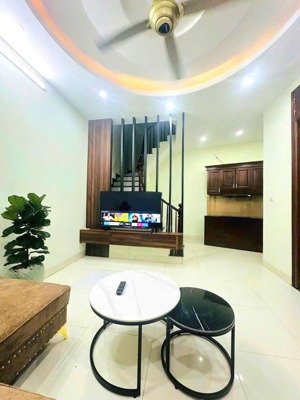 bán nhà mỹ đình 31.4m² x 5 tầng, mt 3.1m gần ô tô ở ngay, giá 8,1 tỷ