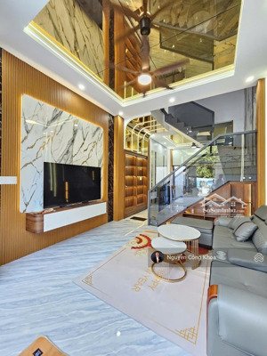 bán nhà 1 trệt 3 lầu hoàn công, full nội thất, gần chợ đầu mối 2km, p.bình chiểu, tp.thủ đức