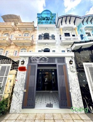 tôi có nhà trần quốc thảo - q3 cần bán giá 5tỷ120. nhà ngang 5,2m. đang cho thuê 28 triệu/tháng