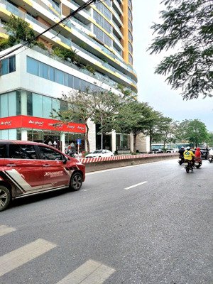 bán nhà mặt phố lạc long quân 160m2, 10 tầng 1 hầm giá: 50 tỷ. tây hồ